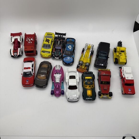 Hot Wheels Matchbox & More Mix Lot of 15 Multiple Cars Loose 1978-modern - Picture 2 of 4
